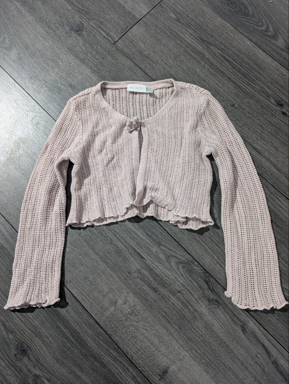 Place Cropped Tie-Front Knit Cardigan in Dusty Pink